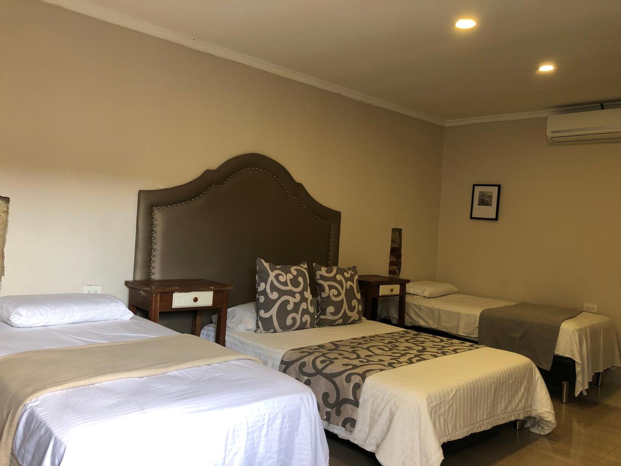 Hotel Galeria La Trinidad — Fotos 3